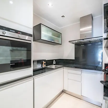 아파트 Wonderful 2 Bedroom Facing The Croisette *