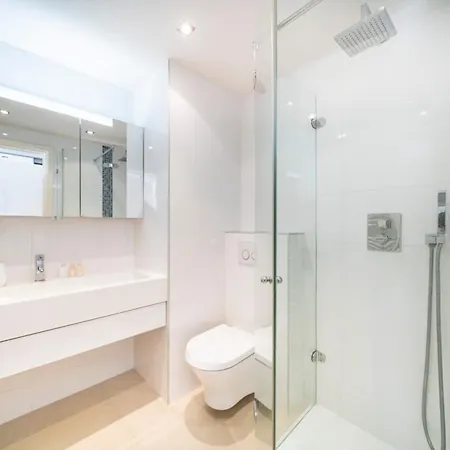Appartement Wonderful 2 Bedroom Facing The Croisette Cannes